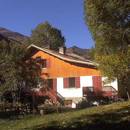 En Duplex Dans Un Typique Apartment Valloire